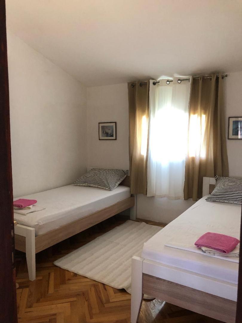 Apartman Suky Sukosan Ngoại thất bức ảnh