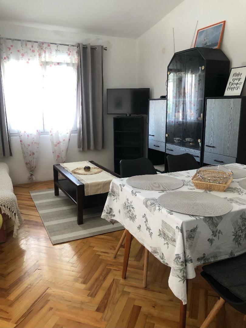 Apartman Suky Sukosan Ngoại thất bức ảnh